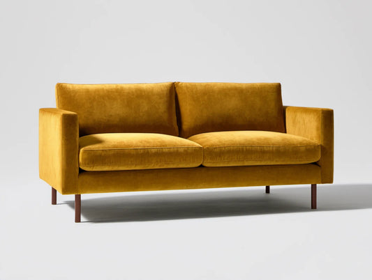 Musztardowa sofa dwuosobowa z aksamitną tapicerką 160 × 85 × 82 cm